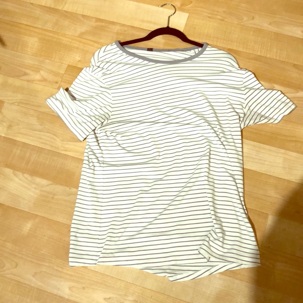 Men’s Lululemon shirt Large size men’s